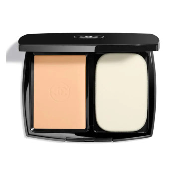 Chanel Ultra Le Teint Compact SPF15 - Fond de teint parfait | Kermatone