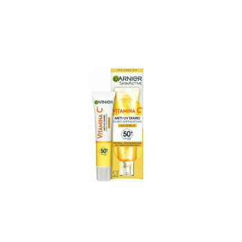 Garnier Skinactive Vitamina C Fluido Antimanchas SPF50 - Kermatone