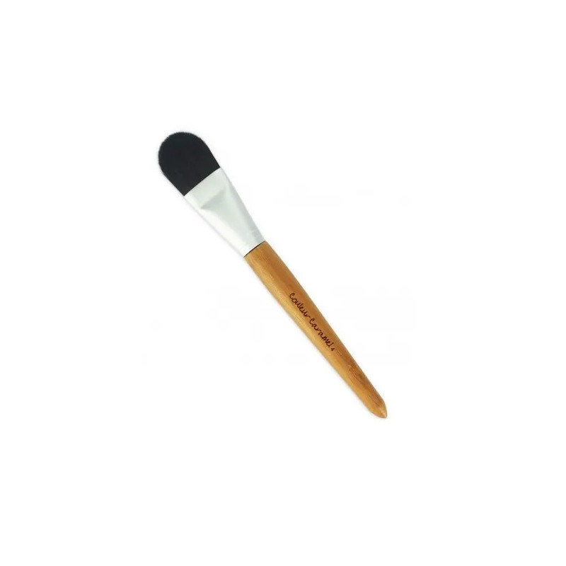 Couleur Caramel Pinceau Fond De Teint 04 - Un teint parfait | Kermatone
