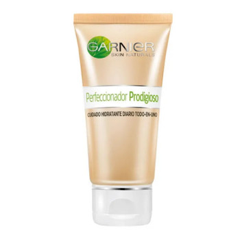 Garnier BB Crème Anti Âge Light - Éclat et Soin | Kermatone
